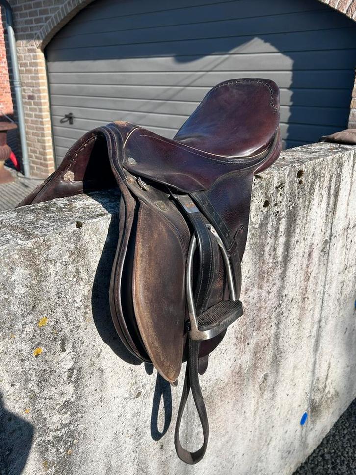 Zadel Stubben, Dieren en Toebehoren, Paarden en Pony's | Zadels, Gebruikt, Springen, Ophalen