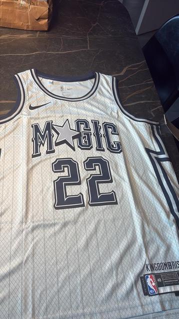 Nba basketbal shirts beschikbaar voor biedingen