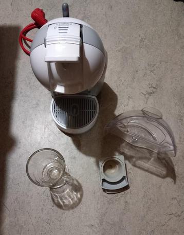 Machine à café Dolce Gusto Automatique Mini me + 1 jolie tas, Electroménager, Moins de 1 litre, Enlèvement, Comme neuf