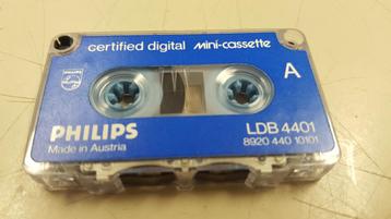 Set van 10 Philips LDB4401 minicassettes beschikbaar voor biedingen