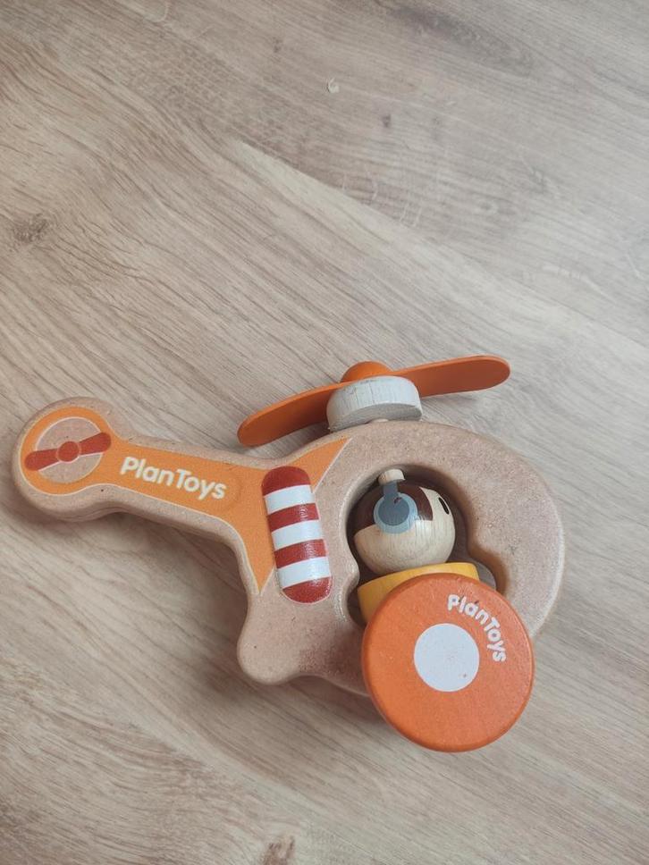 Janod helicopter - PlanToys, Enfants & Bébés, Jouets | Jouets en bois, Utilisé, Jouet à Pousser ou Tirer, Enlèvement ou Envoi