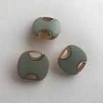 Plastieken vintage knopen, Hobby en Vrije tijd, Naaien en Fournituren, Ophalen of Verzenden, Zo goed als nieuw