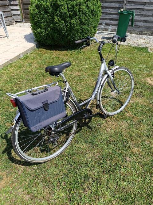 MINERVA aluminium Damesfiets M50 met 6 Shimano versnellingen, Fietsen en Brommers, Fietsen | Dames | Damesfietsen, Zo goed als nieuw