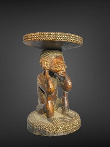  Stopzetting collectie - Magnifieke Chokwé stool - DRC  beschikbaar voor biedingen