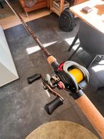 Baitcaster reel + hengel 'Rozemeijer', Watersport en Boten, Hengelsport | Roofvissen, Ophalen, Zo goed als nieuw, Complete set