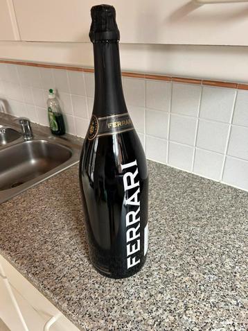 Originele F1 ferrari overwinning fles vol. 3l. beschikbaar voor biedingen