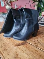 Zwarte hoge dameslaarzen met elastische band maat 40, Kleding | Dames, Schoenen, Ophalen, Hoge laarzen, Zwart, Nieuw