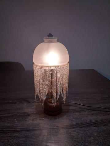 Lampe vintage avec perles
