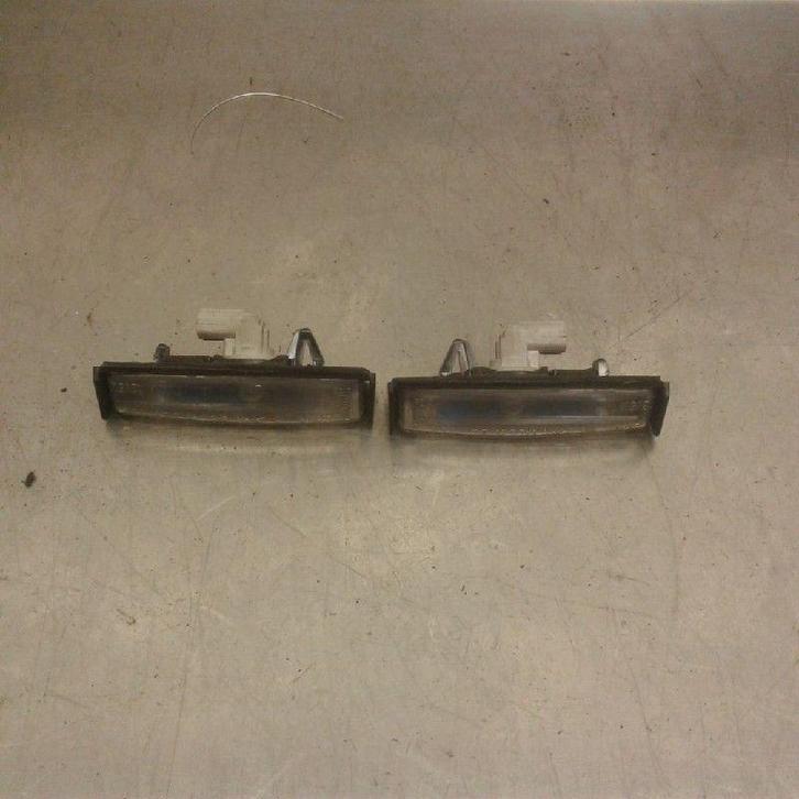 KENTEKENPLAATVERLICHTING Toyota Avensis Verso (M20), Auto-onderdelen, Verlichting, Toyota, Gebruikt