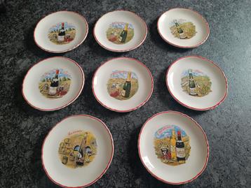 8 assiettes à fromage Moulin des Loups, Enlèvement ou Envoi, Comme neuf
