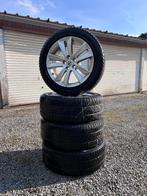 winterbanden Volvo V60, Auto-onderdelen, Banden en Velgen, Ophalen, Gebruikt, Banden en Velgen, 17 inch