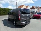 Ford Transit Custom L1 Multi-Use 6pl 2.0 TDCi 130pk Limited, Stof, 4 cilinders, 164 g/km, https://public.car-pass.be/vhr/cb33a1ff-9ad8-4ab8-8df3-1f4c1f41a64d