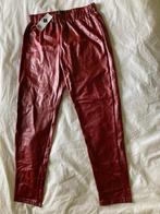 Gloednieuwe rode lederlook legging Tex maat M, Legging, Nieuw, Maat 40/42 (M), Ophalen of Verzenden