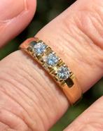 18K gouden ring met 3 diamanten en certificaat! 17,75mm, Geel, Ophalen of Verzenden, 17 tot 18, Met edelsteen