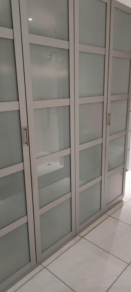 2 identieke kasten, Huis en Inrichting, Kasten | Kleerkasten, Zo goed als nieuw, 200 cm of meer, 150 tot 200 cm, 50 tot 75 cm