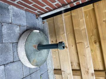 Parasolvoet beschikbaar voor biedingen