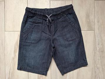 ★ M134 - Korte Jeansbroek beschikbaar voor biedingen