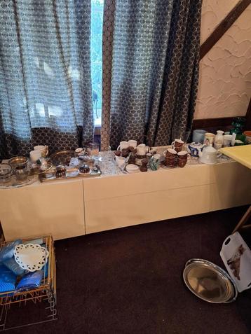 gratis loten voor rommelmarkt beschikbaar voor biedingen