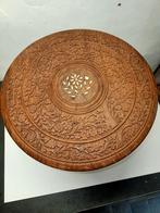 Petite table anglo-indienne joli décor, Ophalen of Verzenden, Zo goed als nieuw