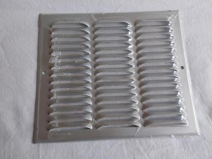 Panol ventilatierooster, Doe-het-zelf en Bouw, Ventilatie en Afzuiging, Zo goed als nieuw, Ophalen of Verzenden