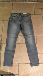 Nieuwe jeansbroek maat 30, Ophalen of Verzenden, Zo goed als nieuw