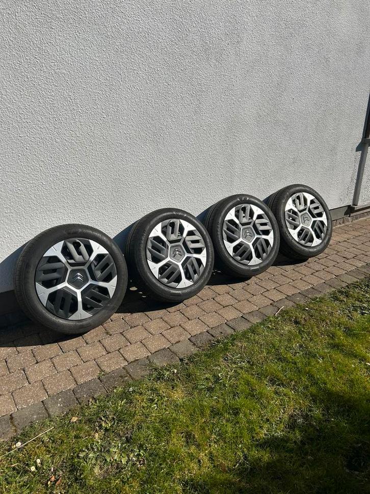 Prachtige originele zomerwielen NIEUW Citroën C4, 195/60/18, Auto-onderdelen, Banden en Velgen, Banden en Velgen, Zomerbanden