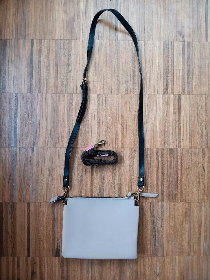 Apart rubberen schoudertasje van GUM Design, Bijoux, Sacs & Beauté, Sacs | Sacs Femme, Comme neuf, Sac à bandoulière, Rose, Enlèvement ou Envoi