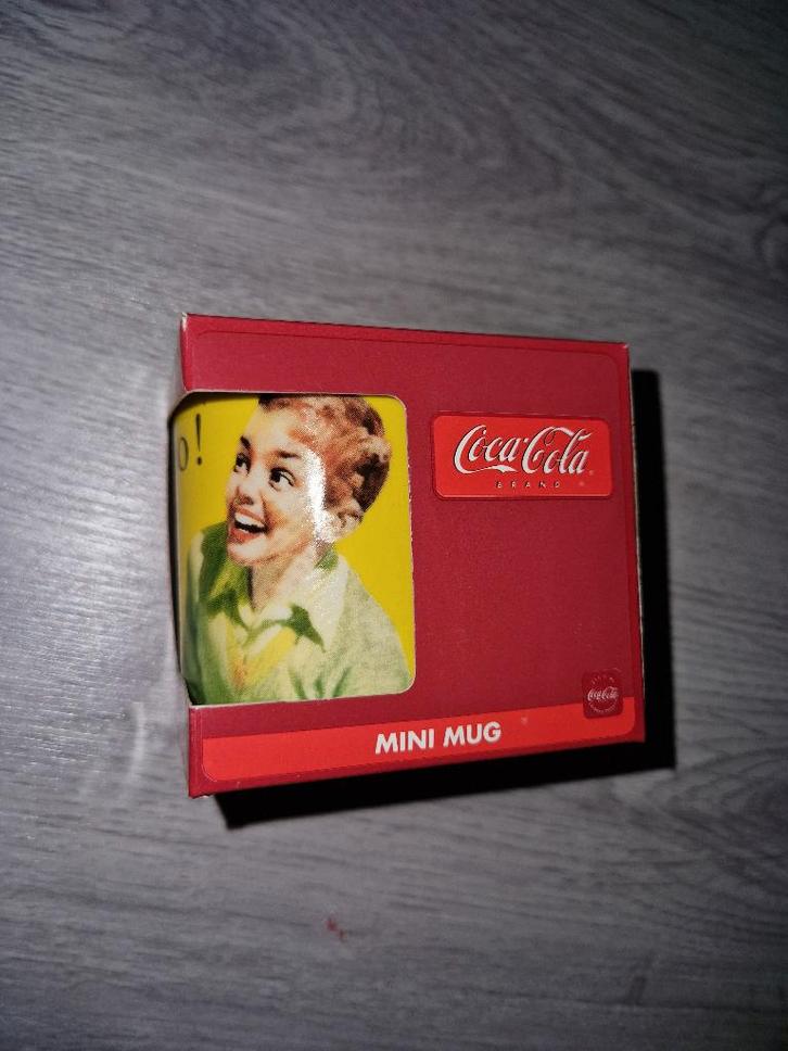 Kleine beker met oude reclame (jongen), Verzamelen, Merken en Reclamevoorwerpen, Nieuw, Overige typen, Ophalen of Verzenden
