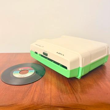 VINTAGE DRAAGBARE PLATENSPELER PLATENSLIKKER LESA MADY 1969 beschikbaar voor biedingen