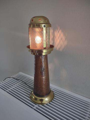 Antiek lampadaire