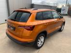 SKODA KAROQ 1.5TSI NAVI/LED/ZETELVERW/CRUISE C/DAB+/KEYLESS, Auto's, Stof, 1498 cc, Karoq, Bedrijf