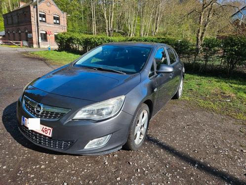Opel Astra J 1.7 CDTI 110 pk, Auto's, Opel, Bedrijf, Astra, ABS, Airbags, Airconditioning, Bluetooth, Boordcomputer, Centrale vergrendeling