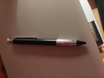 Stylo Ted Lapidus beschikbaar voor biedingen