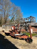 Bouwkraan 16 meter hoog en giek, Ophalen