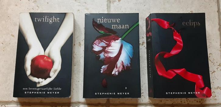 Twilight serie - Stephanie Meyer (3 boeken), Boeken, Romans, Ophalen of Verzenden