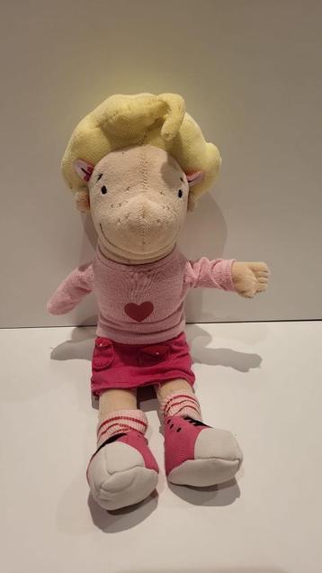 Mini pop Marie beschikbaar voor biedingen