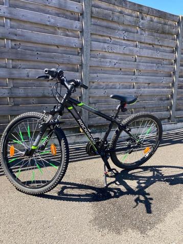 2 jongensfietsen Rockrider beschikbaar voor biedingen