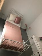 Ikea MINNEN Meegroeibed, wit, 80x200 cm met matras, Ophalen, Zo goed als nieuw, Wit