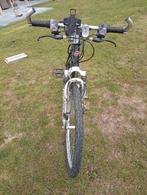 Mountainbike met gratis helm, Fietsen en Brommers, Ophalen