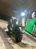 Vespa Sprint, Fietsen en Brommers, Brommers | Vespa, Ophalen, Zo goed als nieuw, Klasse A (25 km/u), Overige modellen