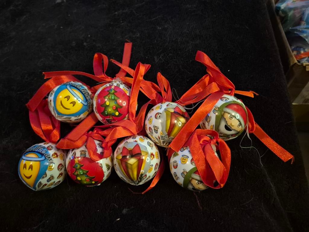 Kerstballen emo, Ophalen of Verzenden