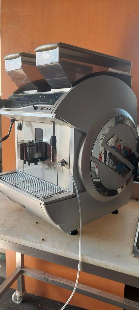 machine à expresso entièrement automatique, Electroménager, Accessoires de machine à café, Comme neuf, Enlèvement