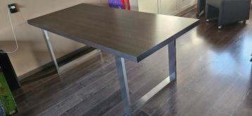 Eettafel Venier Logico beschikbaar voor biedingen