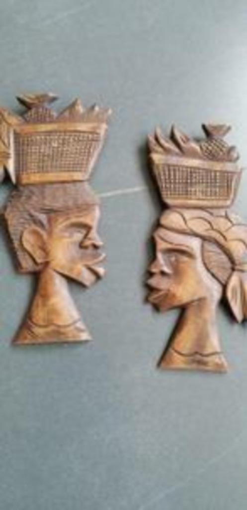 Masques Africain années 50 bois relief 30x20 cm, Antiek en Kunst, Kunst | Beelden en Houtsnijwerken, Ophalen of Verzenden
