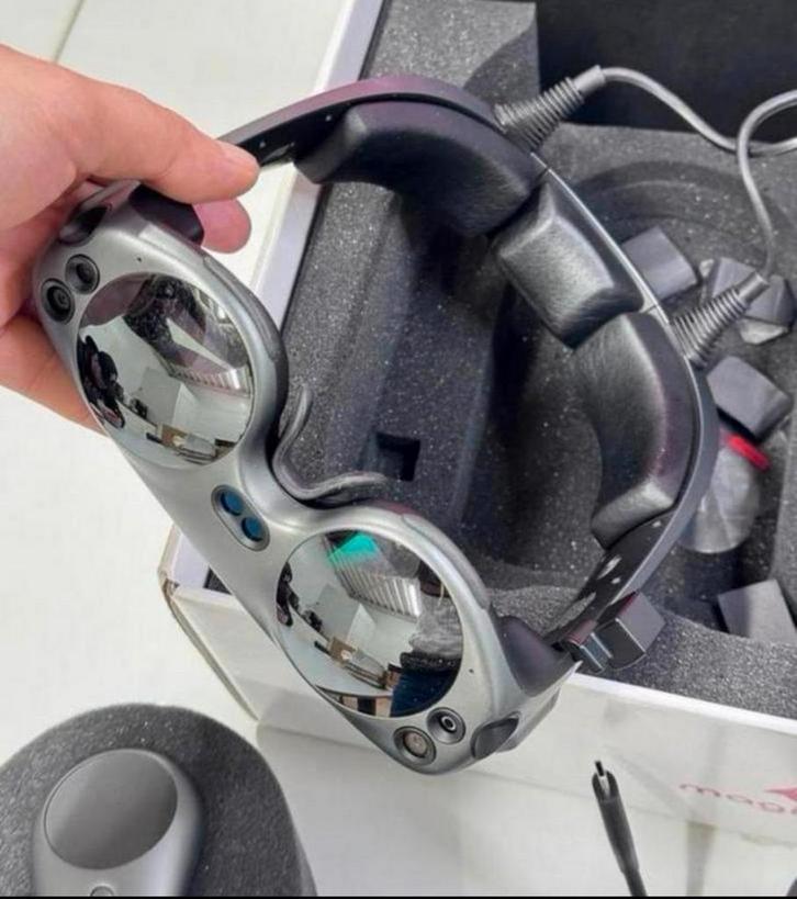 Magic Leap 1 One - AR Headset Bril Augmented Reality VR set, Games en Spelcomputers, Virtual Reality, Zo goed als nieuw, VR-bril