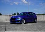Prachtige BMW F21 118i M-Pakket, Auto's, BMW, 4 zetels, Euro 6, 4 cilinders, Blauw