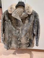 VESTE/GILET SWAKARA ou Astrakhan pour femmes. de FAMOUS BUSI, SARTILLO BRUGGE, Enlèvement, Taille 42/44 (L), Beige