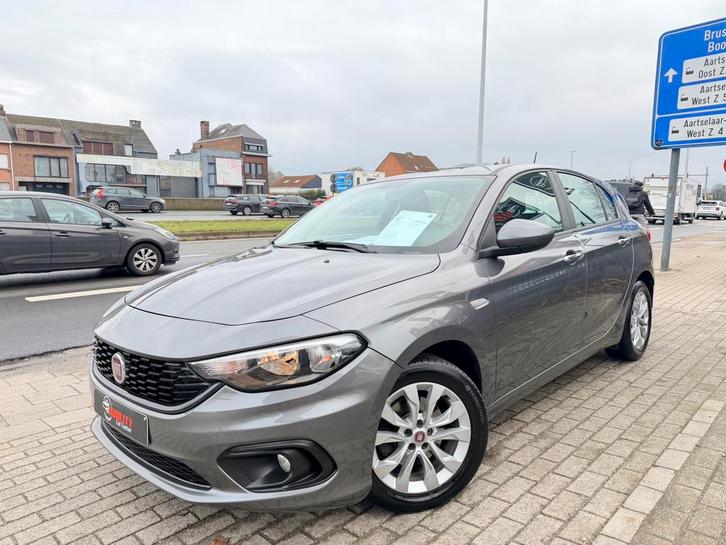 Fiat Tipo Lounge 2020 1.4i 085000km Navi Pdc Zetelvw Euro6d, Auto's, Fiat, Bedrijf, Tipo, ABS, Adaptieve lichten, Airbags, Airconditioning