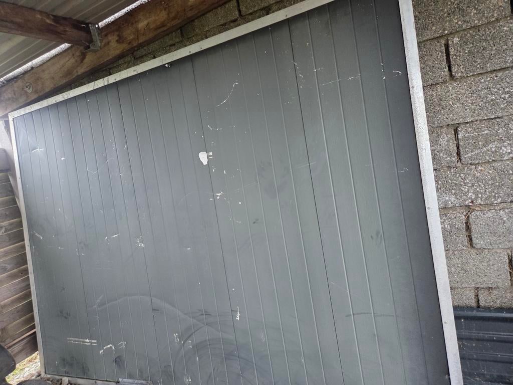 Geisoleerde poorten /pannelen