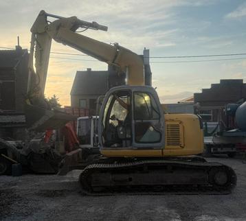 Grue new holland beschikbaar voor biedingen